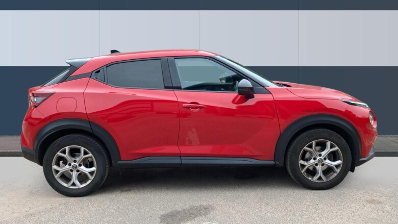 Nissan Juke 1.0 DiG-T 114 N-Connecta 5dr Petrol Hatchback